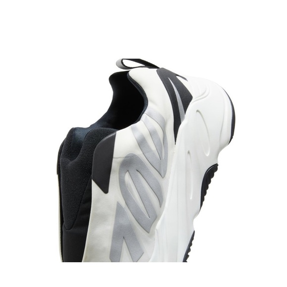 Adidas Yeezy Boost 700 MNVN Laceless “Analog” - Men’s 4.5 - Brand New W/ Box - Picture 6 of 8